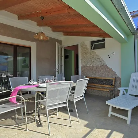 Paric Villa Vela Luka