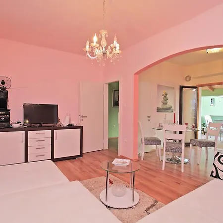 Paric Villa Vela Luka