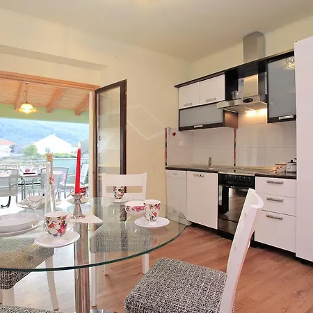 Paric Villa